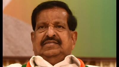 Naik (71) has been dominating the political circles in Navi Mumbai for two decades now. (HT PHOTO) Naik (71) has been dominating the political circles in Navi Mumbai for two decades now. (HT PHOTO)