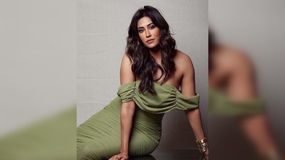 Chitrangada Singh looks straight at the camera and struck a million dollar pose. (Instagram/@chitrangada) Chitrangada Singh looks straight at the camera and struck a million dollar pose. (Instagram/@chitrangada)