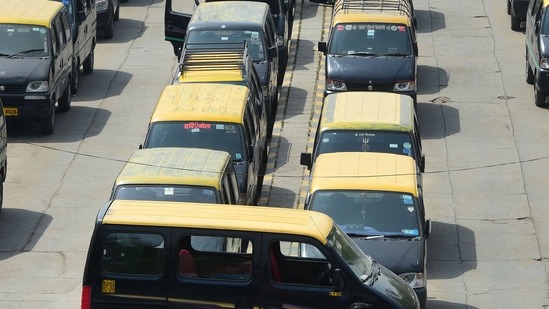 They refused to call their strike off despite an announcement by the Delhi government to form a committee to consider a fare revision in a time-bound manner.(PTI)