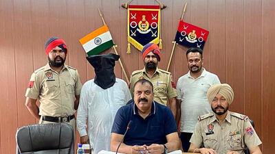 The CIA staff of Ludhiana rural police arrested a chemist with a cache of intoxicant pills, syrups and  ₹1.65 lakh drug money on April 18. (Harvinder Singh/HT)