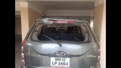 Blasting led to the shattering of window panes of vehicles parked at the zero-level parking of adjacent societies. (HT PHOTO) Blasting led to the shattering of window panes of vehicles parked at the zero-level parking of adjacent societies. (HT PHOTO)