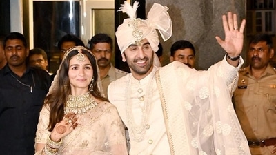Newlywed actors Alia Bhatt and Ranbir Kapoor are worth ₹800 crore together. Newlywed actors Alia Bhatt and Ranbir Kapoor are worth ₹800 crore together.