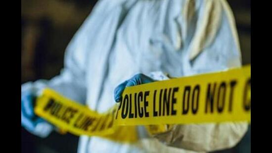 Talwara SHO Manmohan Singh said the injured were admitted to the community health centre in Hajipur from where three were referred to the Civil Hospital, Mukerian. Five students were injured when their school bus turned turtle, about 60 km from Hoshiarpur. (HT File Photo/ Representational image)