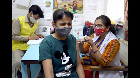 The vaccines being tested are the primary dose of Covishield, and Covaxin as the booster dose, and vice versa, as both these vaccines have been largely administered under the national Covid-19 immunisation programme. (Amit Sharma)