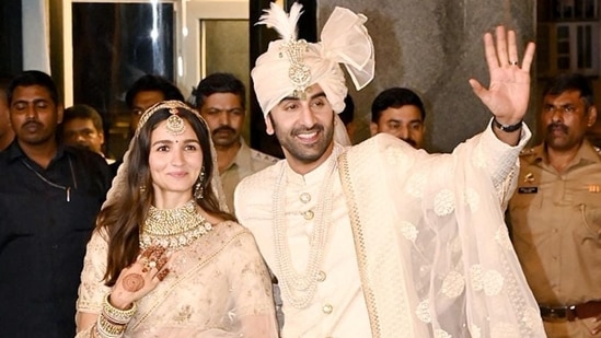 Newlywed actors Alia Bhatt and Ranbir Kapoor are worth <span class='webrupee'>₹</span>800 crore together.