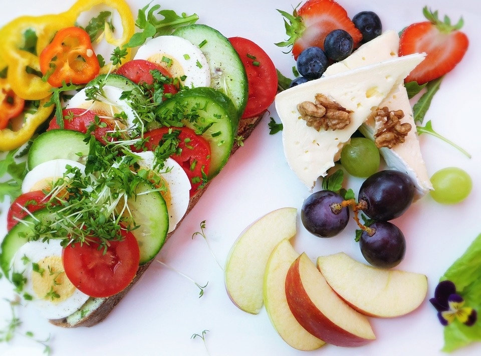 A combination of fibre, complex carbohydrates, proteins, good fats, vegetables is an ideal breakfast choice for those suffering from diabetes (Pixabay) A combination of fibre, complex carbohydrates, proteins, good fats, vegetables is an ideal breakfast choice for those suffering from diabetes (Pixabay)