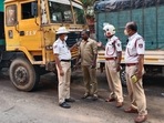 BBMP's Chief Commissioner Gaurav Gupta will hold a meeting with the transport and traffic police department to discuss imposing safety rules. BBMP's Chief Commissioner Gaurav Gupta will hold a meeting with the transport and traffic police department to discuss imposing safety rules.