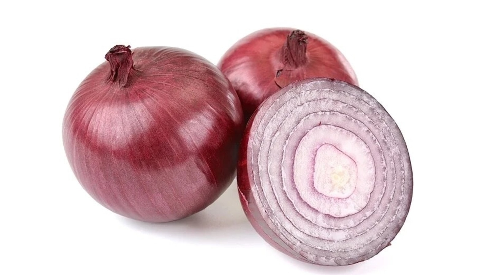 Eat raw onion in summer season for these benefits | Health - Hindustan Times