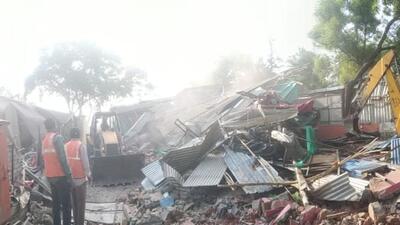 The PMC began the drive at 7.30 am and demolished illegal structures constructed along the flood lines. (HT PHOTO)