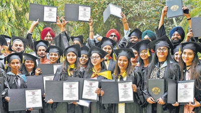 Students in jubilant mood after 2nd convocation of GADVSU in Ludhiana on April 20, 2022. (Harvinder Singh/HT) Students in jubilant mood after 2nd convocation of GADVSU in Ludhiana on April 20, 2022. (Harvinder Singh/HT)