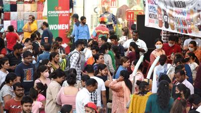 Taking cognisance of the increasing number of Covid infections in the Capital, DDMA on Wednesday decided to reintroduce fines of  ₹500 for not wearing masks in public places. (Arvind Yadav/HT Photo)