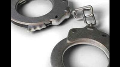 The Daba police arrested two persons with drugs at Tibba Chowk in Lohara, Ludhiana. (HT FILE) The Daba police arrested two persons with drugs at Tibba Chowk in Lohara, Ludhiana. (HT FILE)