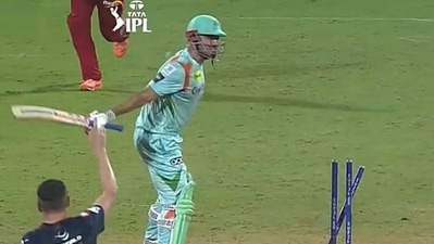Marcus Stoinis screams at umpire after getting bowled off Josh Hazlewood (screengrab) Marcus Stoinis screams at umpire after getting bowled off Josh Hazlewood (screengrab)