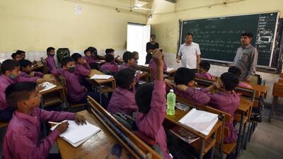 Educators also point to the fallout of online or hybrid classes, which typically put children from underprivileged backgrounds at a disadvantage. (Sanjeev Verma/HT Photo) Educators also point to the fallout of online or hybrid classes, which typically put children from underprivileged backgrounds at a disadvantage. (Sanjeev Verma/HT Photo)