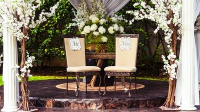 All of this, on the other hand, can be hectic for couples, their families and loved ones to choose from innumerable options. However, we know for a fact that having a structured approach and following the suggestions indicated below can make the job much easier. For those planning their wedding decor or for someone in the family or friends, we have a quick guide by Anam Zubair, Associate Director of Marketing at WeddingWire India, with 5 new design ideas to help you out and allow you more time to enjoy the wedding ceremonies.&nbsp; (Photo by Guanfranco G on Unsplash)