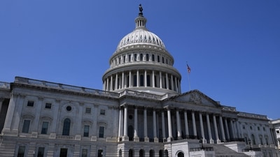 The alert to evacuate the Capitol came shortly after 6:30 p.m. (AFP)