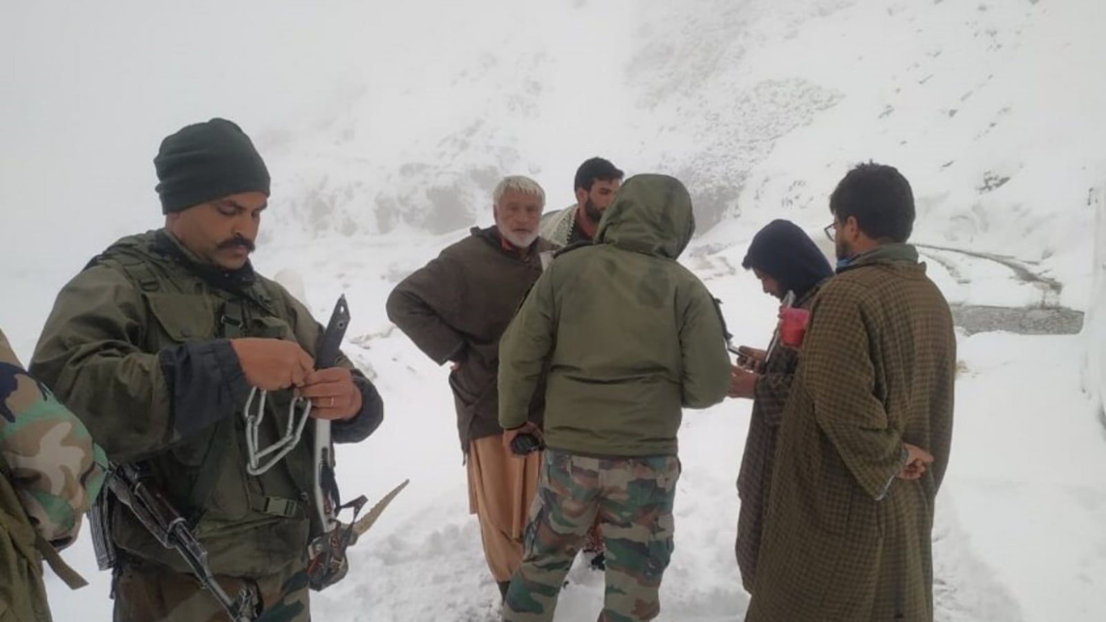 'Snowfall, zero visibility': Army soldiers walked for 15 km to rescue civilians