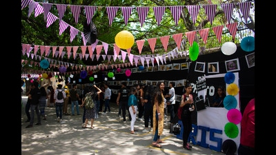 Pannalal Girdharlal Dayanand Anglo-Vedic (PGDAV) College held its annual cultural fest last week. However, many DU colleges are uncertain if they will have one this fest season.
