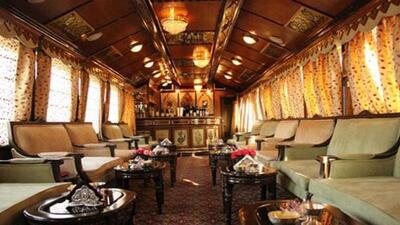 The Palace on Wheels as 39 deluxe cabins and 2 super deluxe cabins with a total capacity of 82 passengers. The Palace on Wheels as 39 deluxe cabins and 2 super deluxe cabins with a total capacity of 82 passengers.