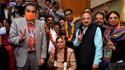 In the January 8 mayoral elections, BJP’s first-time councillor Sarabjit Kaur Dhillon had won after defeating AAP’s Anju Katyal by one vote. AAP has questioned why one torn vote in the mayor’s election, in favour of the BJP, was not declared invalid by the presiding officer, while another with a “tick mark”, in favour of the AAP, was. (HT File Photo)