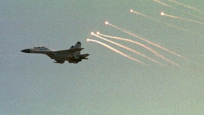 IAF's SU 30 MKI using decoy flares to ward off heat-seeking air-to-air missiles. IAF's SU 30 MKI using decoy flares to ward off heat-seeking air-to-air missiles.
