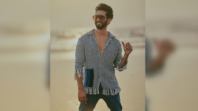 Meanwhile, Gowtam Tinnanuri has directed Jersey. The film is the remake of a 2019 Telugu film of the same title, which starred Nani in the lead role. Gowtam has directed both the original and the Hindi remake. Shahid plays the role of Arjun Talwar, a talented but failed cricketer in Jersey. (Instagram/@shahidkapoor) Meanwhile, Gowtam Tinnanuri has directed Jersey. The film is the remake of a 2019 Telugu film of the same title, which starred Nani in the lead role. Gowtam has directed both the original and the Hindi remake. Shahid plays the role of Arjun Talwar, a talented but failed cricketer in Jersey. (Instagram/@shahidkapoor)