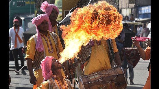 The aggressive celebrations of Ram Navami and Hanuman Jayanti are meant to send out an unambiguous message that Hindu cultural revivalism is now an unstoppable force (Raj K Raj/HT PHOTO)