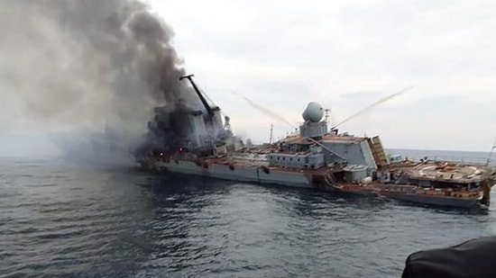 Image of sinking Russian flagship Moskva circulated in social media.