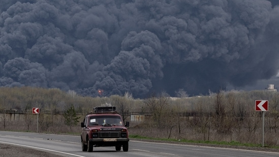 Before Russia invaded on Feb. 24, the Kyiv government controlled 60% of the Luhansk region.(REUTERS)