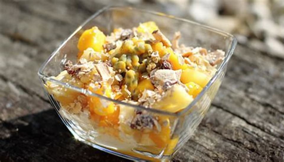 Mango Bircher Muesli