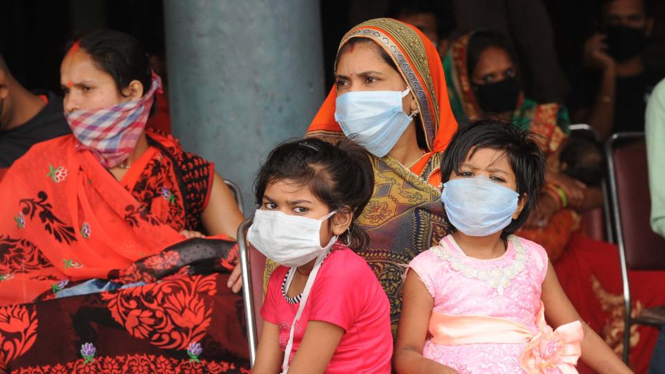 Most experts see a direct correlation between the removal of the mask mandate in Delhi, on April 2, and the increase in cases. (HT File Photo) Most experts see a direct correlation between the removal of the mask mandate in Delhi, on April 2, and the increase in cases. (HT File Photo)