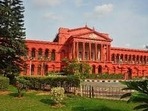 Karnataka HC orders BBMP to start filling potholes immediately. Karnataka HC orders BBMP to start filling potholes immediately.