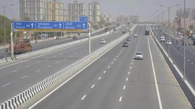 According to MSRDC officials, in the second phase, the Expressway will be opened from Washim to Shirdi, and in the last phase, the stretch between Shirdi and Mumbai will be made functional (HT File Photo) According to MSRDC officials, in the second phase, the Expressway will be opened from Washim to Shirdi, and in the last phase, the stretch between Shirdi and Mumbai will be made functional (HT File Photo)