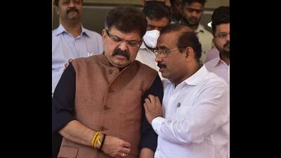 State ministers Jitendra Awhad and Rajesh Tope. HT FIle Photo State ministers Jitendra Awhad and Rajesh Tope. HT FIle Photo