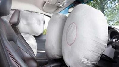 Airbags in cars: The Supreme Court observed that a consumer is not meant to be an expert in physics to calculate the impact of a collision on the theories based on velocity and force Airbags in cars: The Supreme Court observed that a consumer is not meant to be an expert in physics to calculate the impact of a collision on the theories based on velocity and force