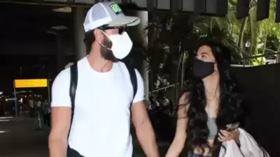 Earlier this month, Hrithik Roshan and Saba Azad were spotted outside Mumbai airport. Earlier this month, Hrithik Roshan and Saba Azad were spotted outside Mumbai airport.