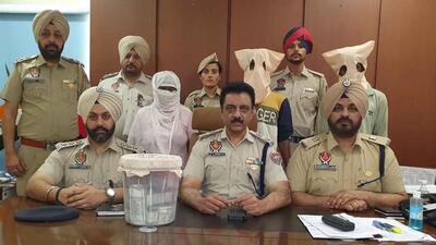 The Ludhiana police have recovered ₹16.64 lakh from the accused, and have also impounded the scooter used to commit the burglary at the Ludhiana store. (Harvinder Singh/HT ) The Ludhiana police have recovered ₹16.64 lakh from the accused, and have also impounded the scooter used to commit the burglary at the Ludhiana store. (Harvinder Singh/HT )
