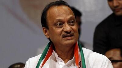 Speaking at the inauguration of state-level training session of urban cooperative banks at Pune on Friday, Pawar said, “One only needs to look at banks running in the country to be informed that nationalised and private banks report more frauds than cooperative banks.” (HT FILE PHOTO)