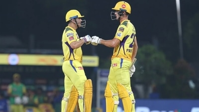 MS Dhoni and Dwaine Pretorius. (BCCI) MS Dhoni and Dwaine Pretorius. (BCCI)