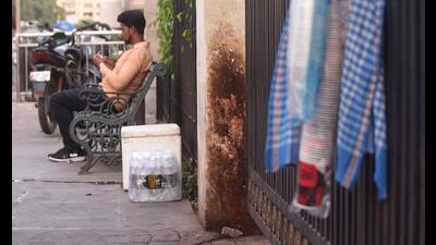 The LMC promised to help maintain high standards of cleanliness besides cleaning of deep drains and sewers periodically, trader association office-bearers said. (HT Photo) The LMC promised to help maintain high standards of cleanliness besides cleaning of deep drains and sewers periodically, trader association office-bearers said. (HT Photo)