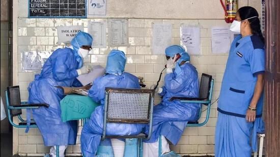 Pune city reported 17 new cases which took the progressive count to 680,260 and the death toll stood at 9,710. (REPRESENTATIVE PHOTO)