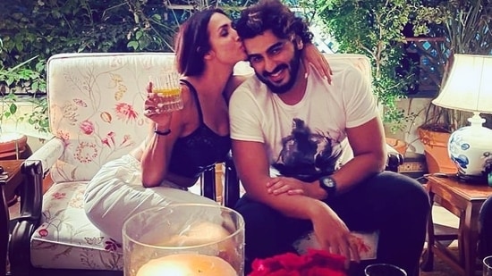 Malaika Arora with Arjun Kapoor in a loved-up photo.&nbsp;(Instagram)