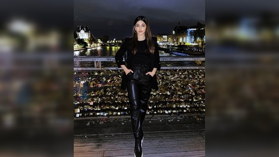 Alaya F opted for the chic all-black look in the cold winters of Paris. Her outfit comprised of a black top teamed with high-rise leather pants, a blazer and boots.(Instagram/@alayaf)