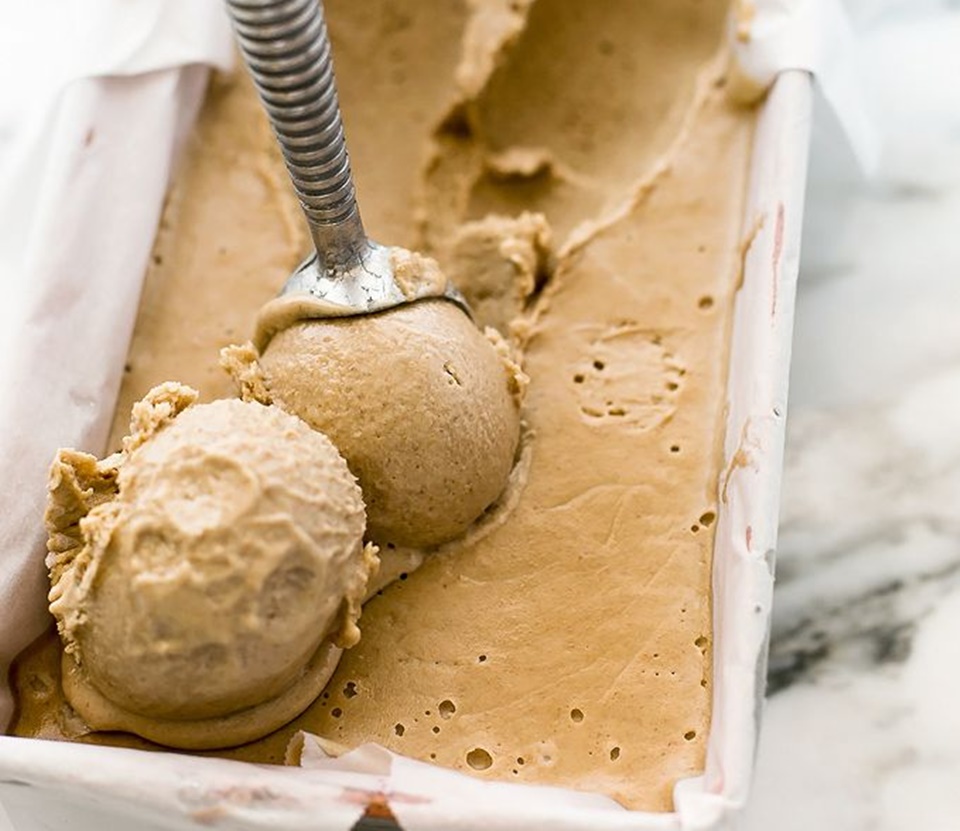 Vegan Peanut Butter Ice Cream(Pinterest)