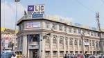 The issue size of the IPO has been revised to a minimum of 3.5% from the earlier 5% based on current market situation and feedback from experts, the people said, asking not to be named. The issue size of the IPO has been revised to a minimum of 3.5% from the earlier 5% based on current market situation and feedback from experts, the people said, asking not to be named.