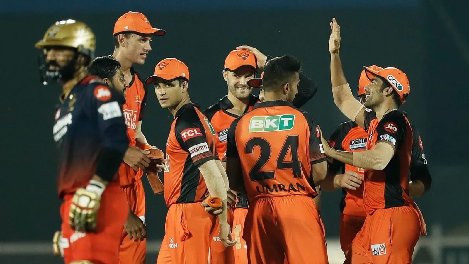IPL 2022, RCB vs SRH Highlights SRH race to nine-wicket win after RCB collapse to 68 all out Hindustan Times