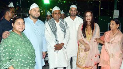 Nitish Kumar with Rabri Devi, Tejashwi Yadav and Tej Pratap Yadav at an Iftaar party at their residence in Patna on Friday. (HT file) Nitish Kumar with Rabri Devi, Tejashwi Yadav and Tej Pratap Yadav at an Iftaar party at their residence in Patna on Friday. (HT file)