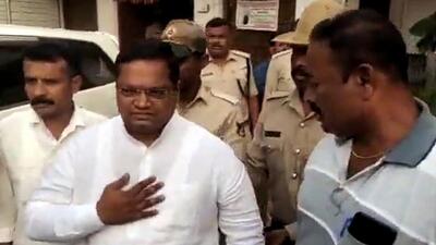 The accused has been identified as Naseer Honnalli, a local AIMIM leader, said Hubballi police commissioner Labhu Ram. (ANI) The accused has been identified as Naseer Honnalli, a local AIMIM leader, said Hubballi police commissioner Labhu Ram. (ANI)