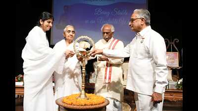 Sister Shivani, Haryana governor Bandaru Dattatreya and others during the lamp lighting ceremony before a talk at Tagore Theatre, Sector 18, Chandigarh, on Saturday. (HT Photo) Sister Shivani, Haryana governor Bandaru Dattatreya and others during the lamp lighting ceremony before a talk at Tagore Theatre, Sector 18, Chandigarh, on Saturday. (HT Photo)