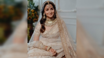 Alia Bhatt's wedding was no ordinary one, not just because of her bridal attire but also in terms of rituals. She did not want a grand destination wedding but decided to get married at Vastu in the presence of her's and Ranbir Kapoor's close friends and family. (Instagram/@aliaabhatt) Alia Bhatt's wedding was no ordinary one, not just because of her bridal attire but also in terms of rituals. She did not want a grand destination wedding but decided to get married at Vastu in the presence of her's and Ranbir Kapoor's close friends and family. (Instagram/@aliaabhatt)
